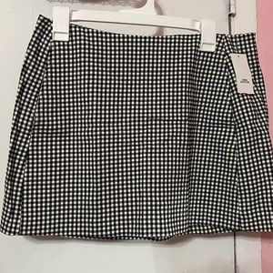 NWT Urban Outfitters gingham mini skirt with pockets
